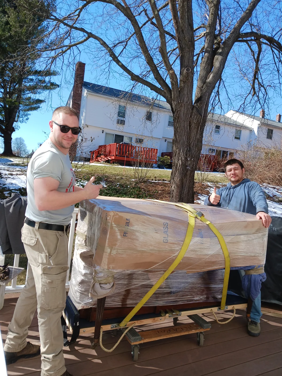 Red Llama Moving crew and equipment prepared for a Middleton move.